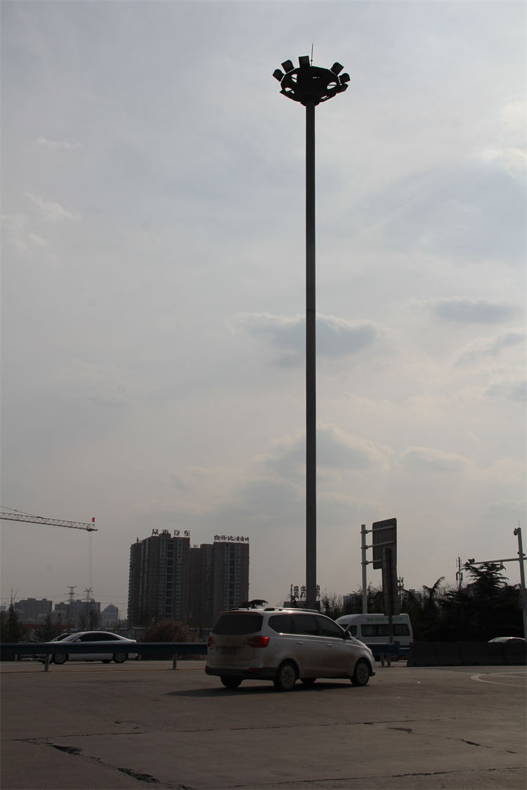 中桿高桿燈